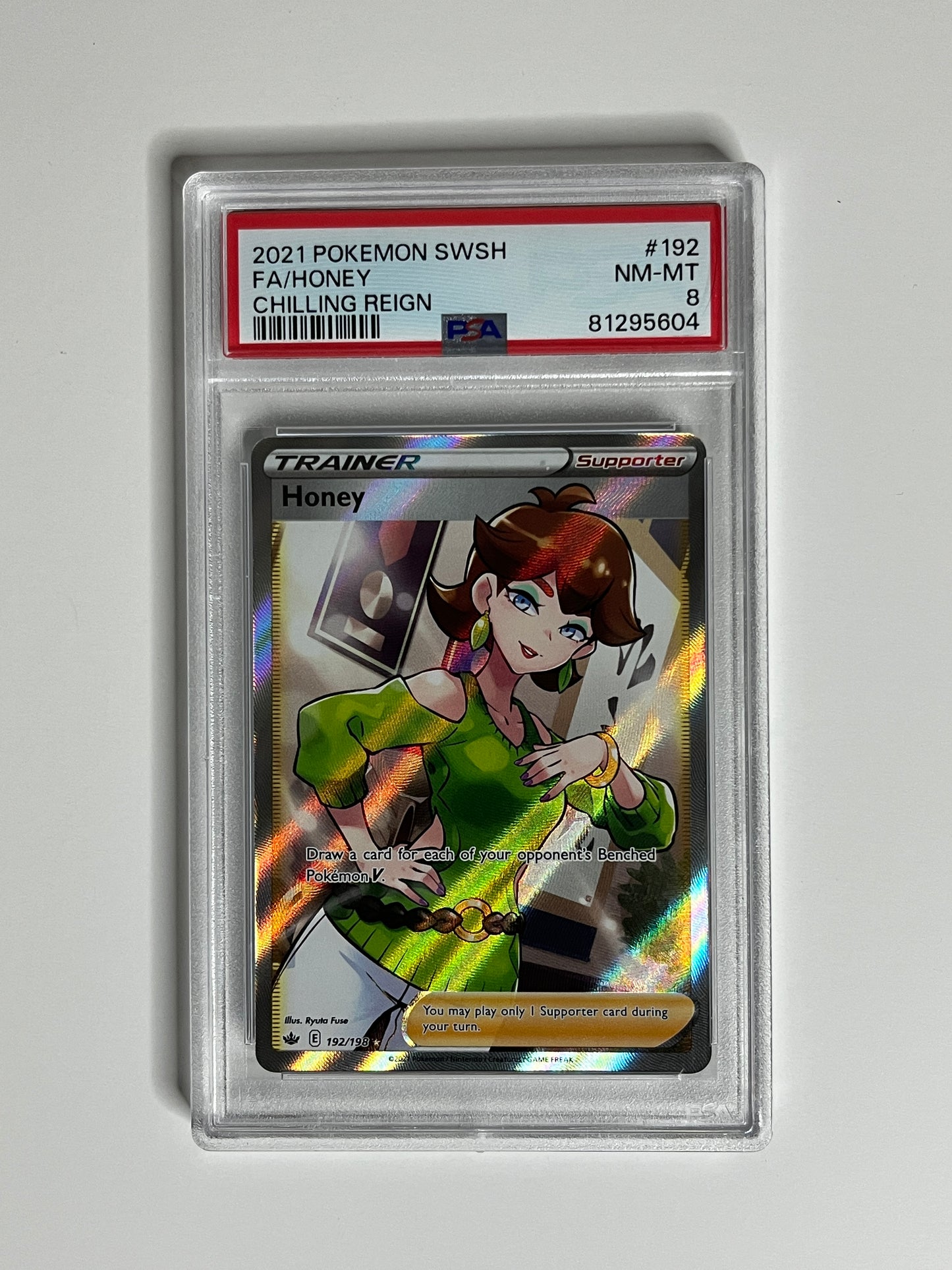 2021 Pokémon SWSH Full Art Honey #192 Chilling Reign PSA 8